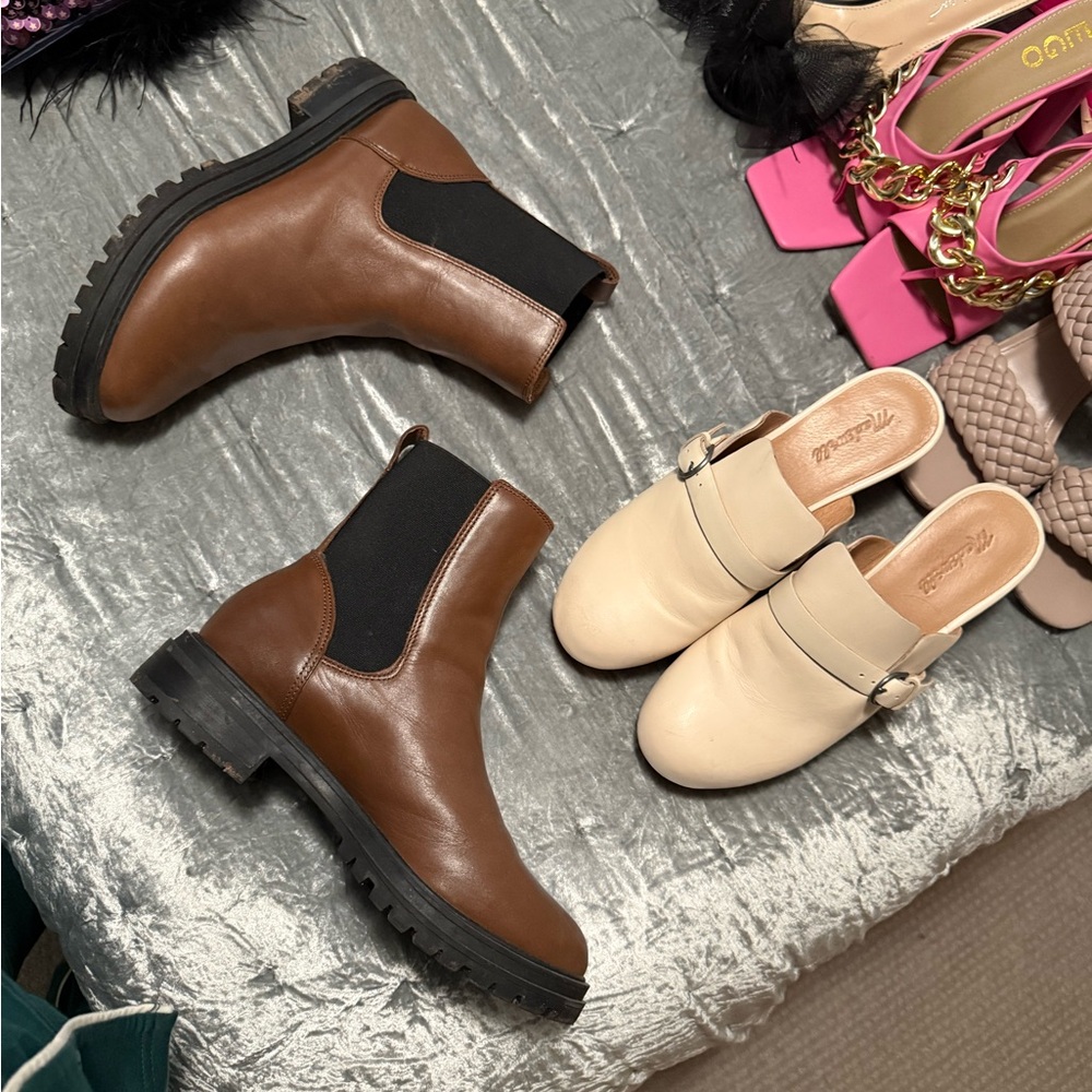 Madewell brown Leather Chelsea Boots